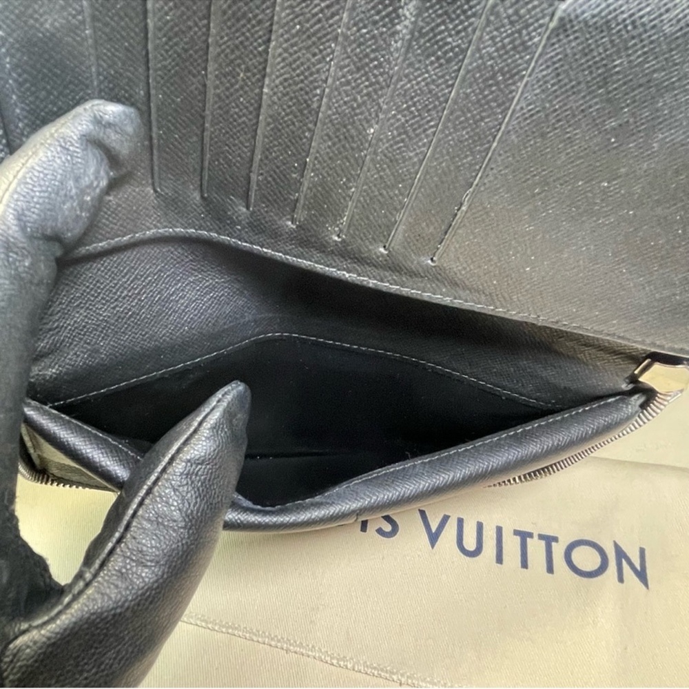 Louis Vuitton Damier Graphite Vertical Zippy Wallet - Picture 10 of 16